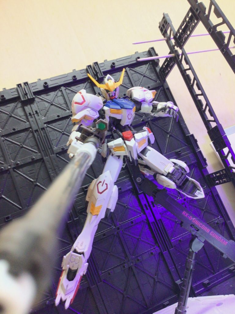 300mm滑空砲 2(メイン画像)絶対絶命!