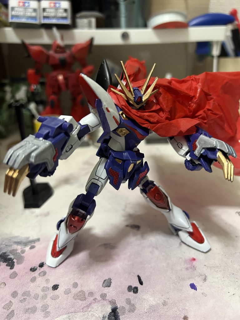 腰のアーマーパーツは取り外して、両腕に装備できます。零丸の手甲鉤をSDガンダムの佐助デルタガンダムの鉤爪を手甲の内側に取り付け、より鋭さを演出してます。