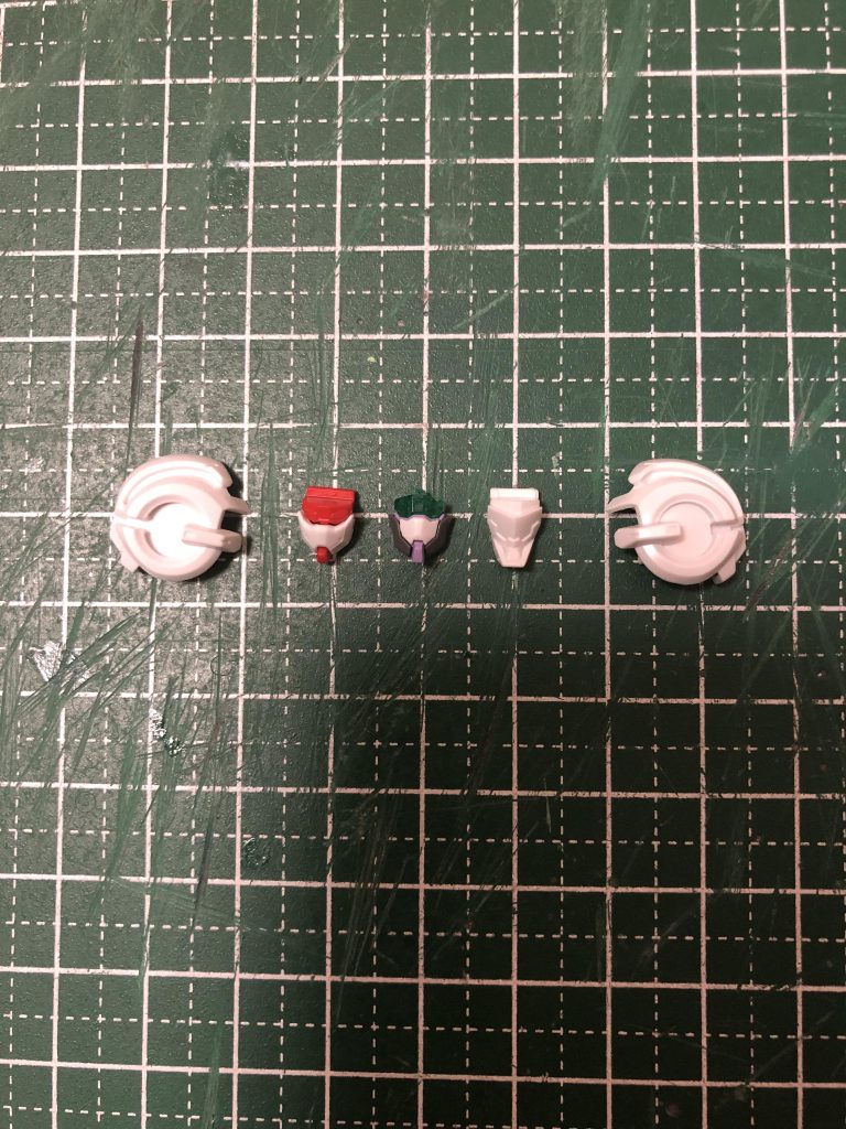 顔パーツはRGエクシアに変更。少し表情が柔らかくなりました。