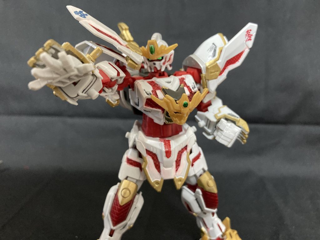 最後に『忍闘-道』イメージのポーズ、シルエットブースターの平手便利( ´ ▽ ` )そんな感じで零丸でした、BB戦士のヒイロのフィギュアも並べて撮りたかったけどどこにしまったかわからなくなったので、今回は割愛(´⊙ω⊙`)やはりSDは奥深い(*゚▽゚*)