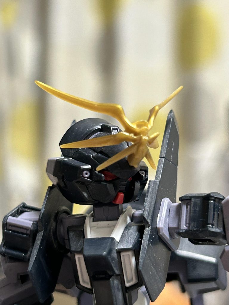 アンテナはフラッグ切り落とし、尖りすぎない程度にやすりがけ。