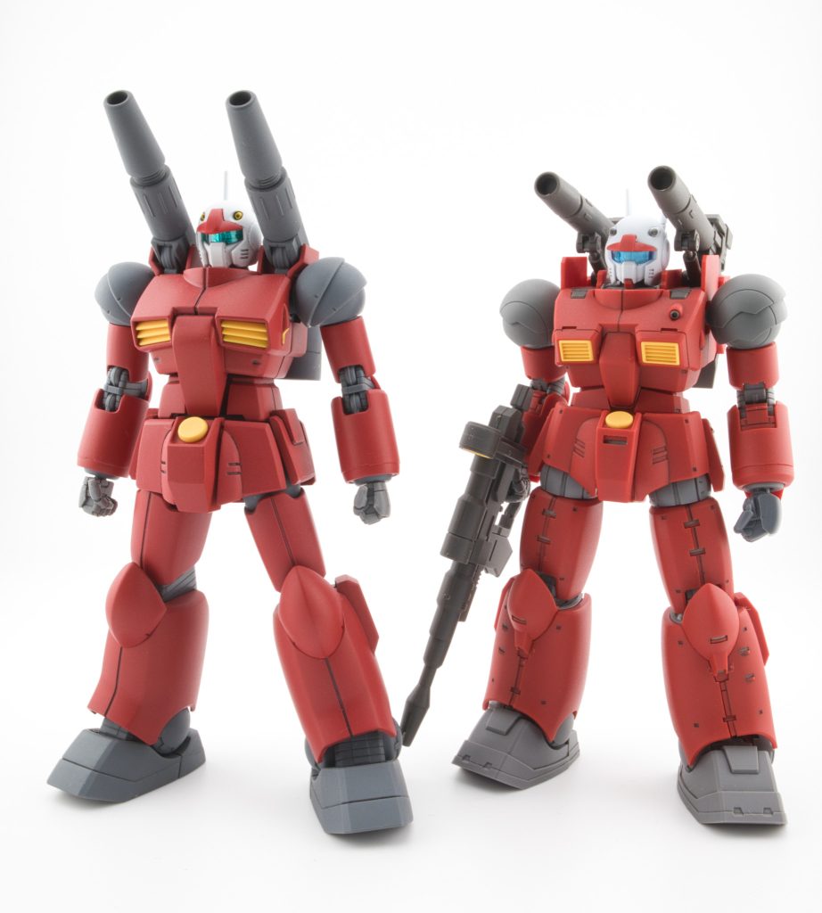 ドアン版と。並べるとだいぶスリムっすね。手首はドアン版に交換。