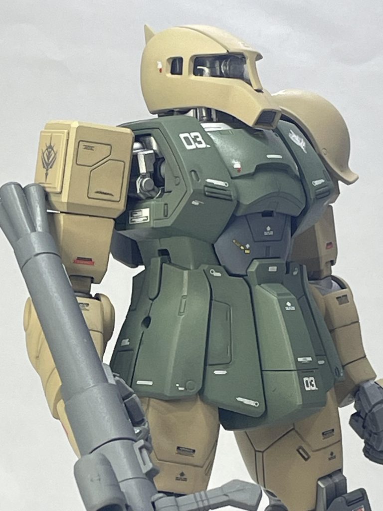 最近のMGとはまた違う初期MGならではの独特なモールドがまたいい感じ。