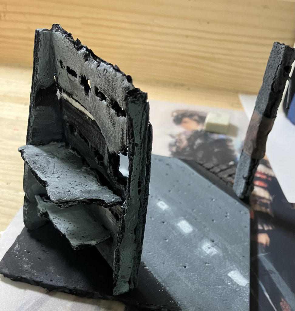 一応4階建てのビルやったのですが、4階だけ途中で大破しました☺︎