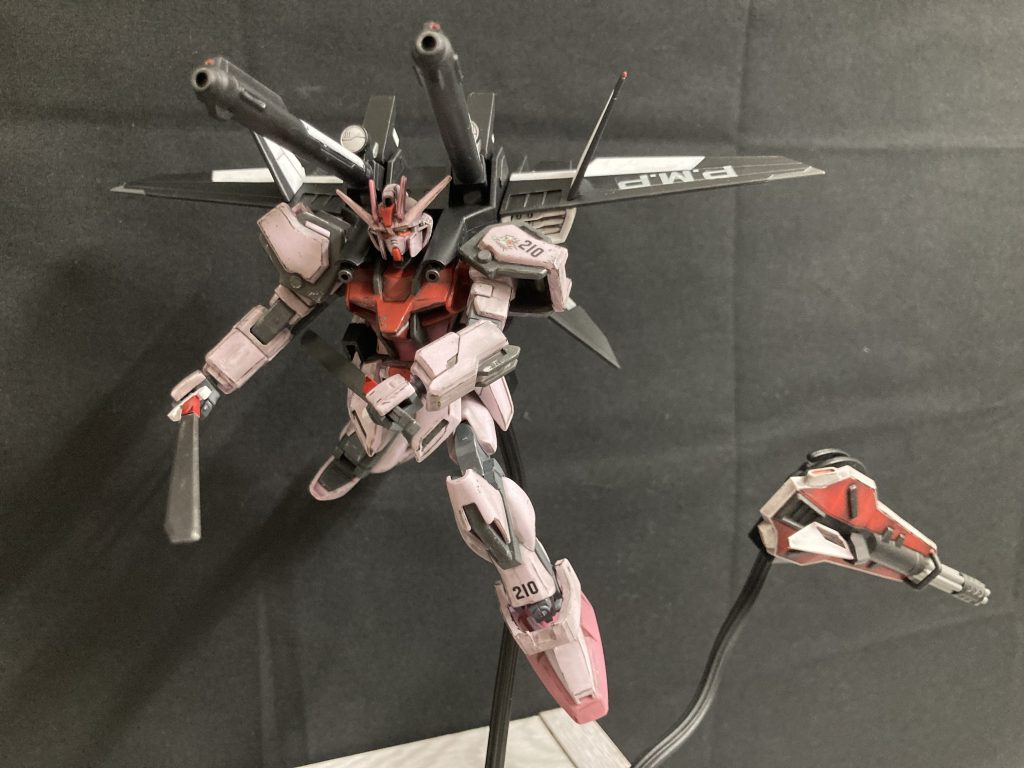 コンバインドシールドを投げて、抜刀!