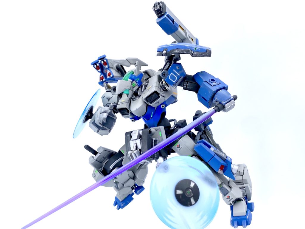 腕部にゲシュペンストのスラッシュリッパーポン付けしたり、ビームサーベルをゲシュペンストのものに変えて大型にしたりした。割とまとまっている希ガス✋