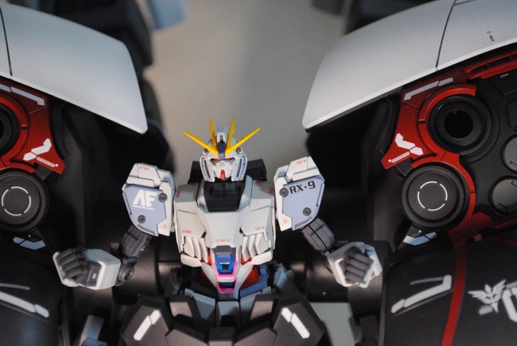 ナラティブアップ「嘘つきぃぃ！！」赤目のツインアイ良いですね