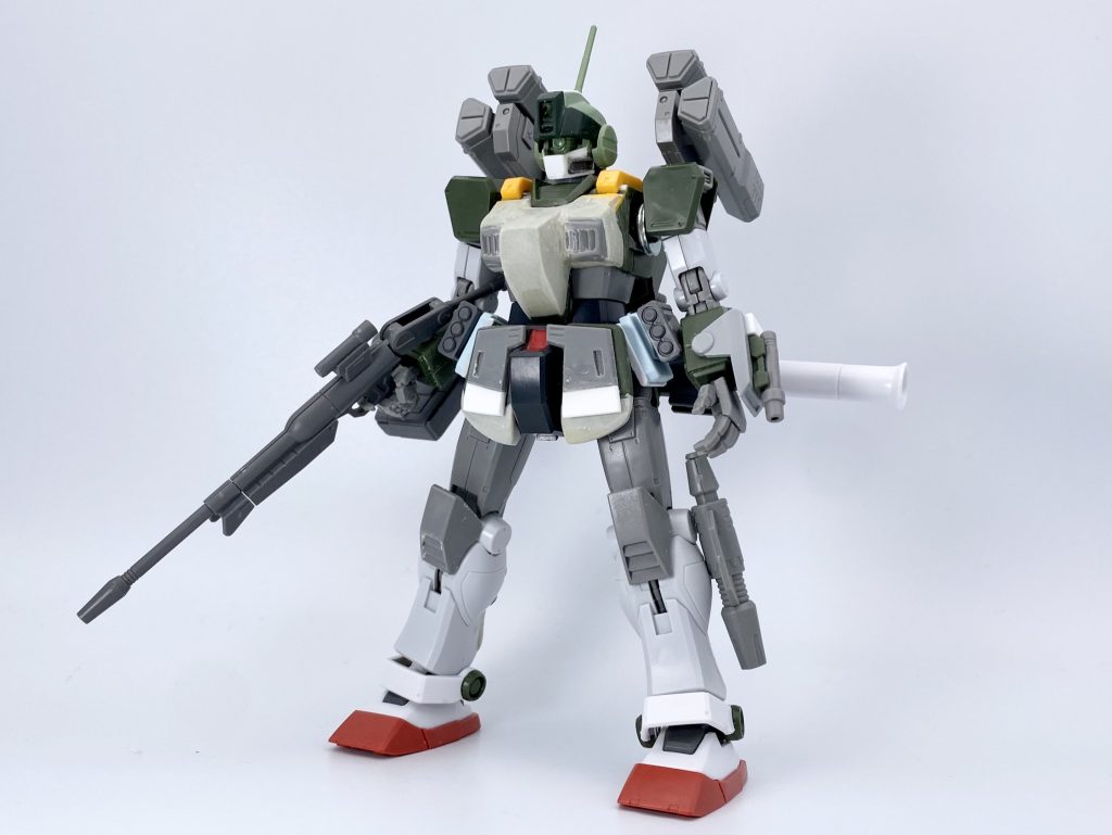 ジムスナⅡベースの頭部もちょっといじったので顎周りはプラ板になってます✋