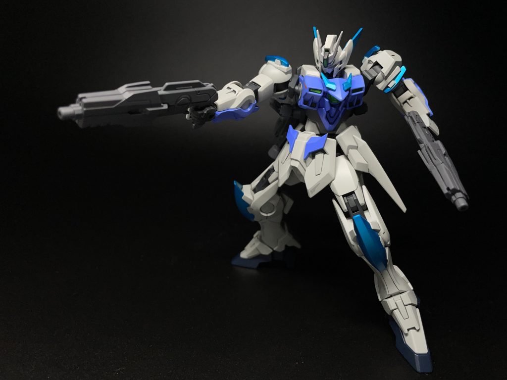 バックブースターとシールドを外した軽装仕様。こうなってしまうと、最大の機能が失われます…。ラストバトル時ですかね。