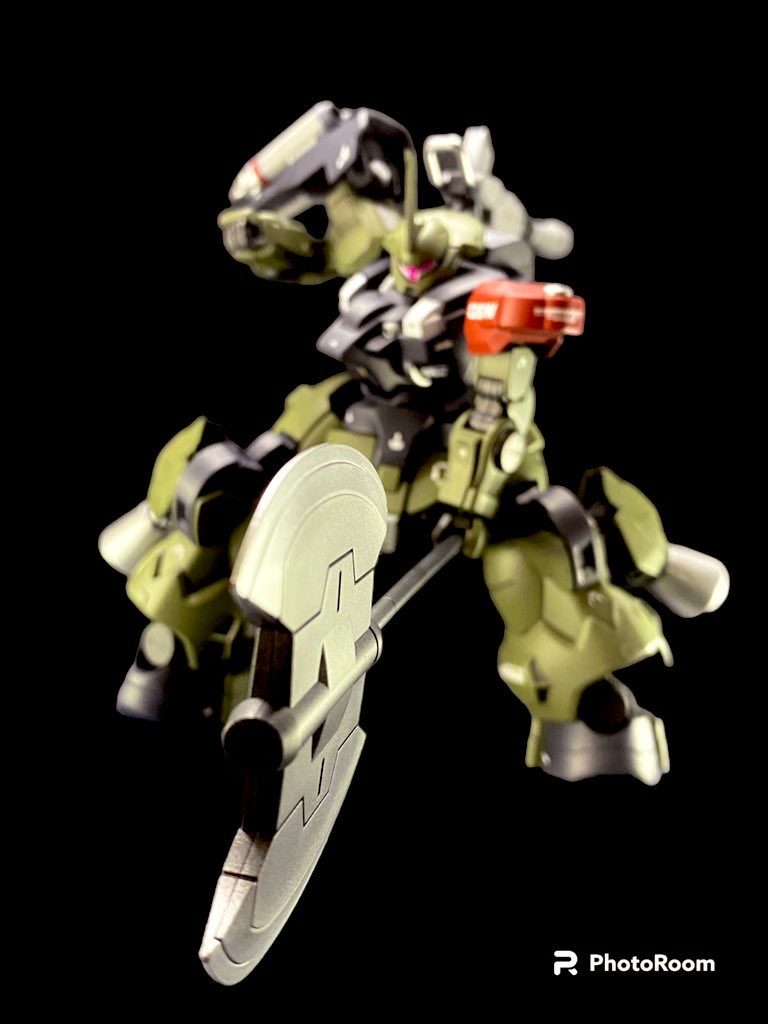 大型のアックスを片手で軽々扱えるくらいの出力にカスタム