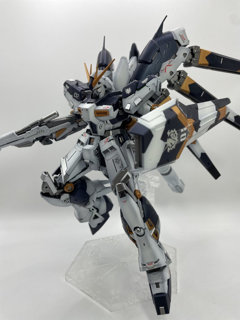 RG HI-νガンタム–8枚目/制作者：ザクマリ親方