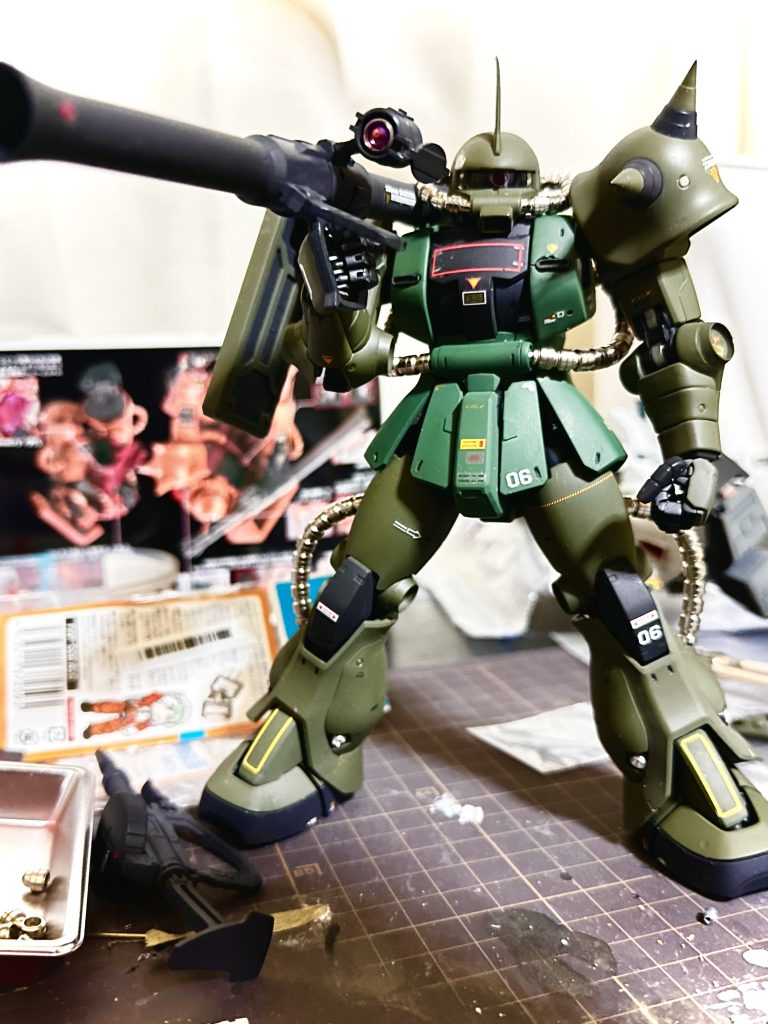 バズーカも持たせてみました😊リアルカラータイプ風と言ってますが実は濃淡のパターン逆なんですよね。