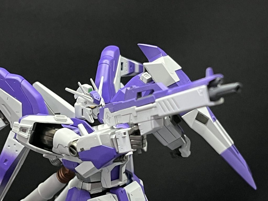 今回の投稿は逆シャアの映像表現を再現する方向性で写真を撮りました。