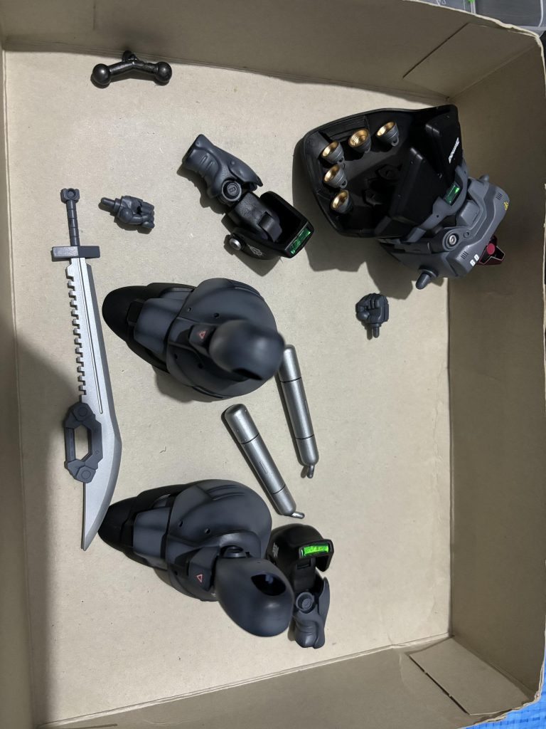 カラーレシピ黒 ブラック本体グレー ファントムグレー+ホワイト赤 シャアレッド2+ファントムグレー少量