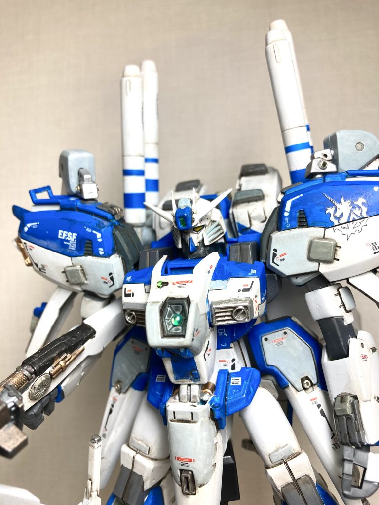 自分では気に入っているのですが、アップにするとアラが目立ちます。お目汚し失礼しました。