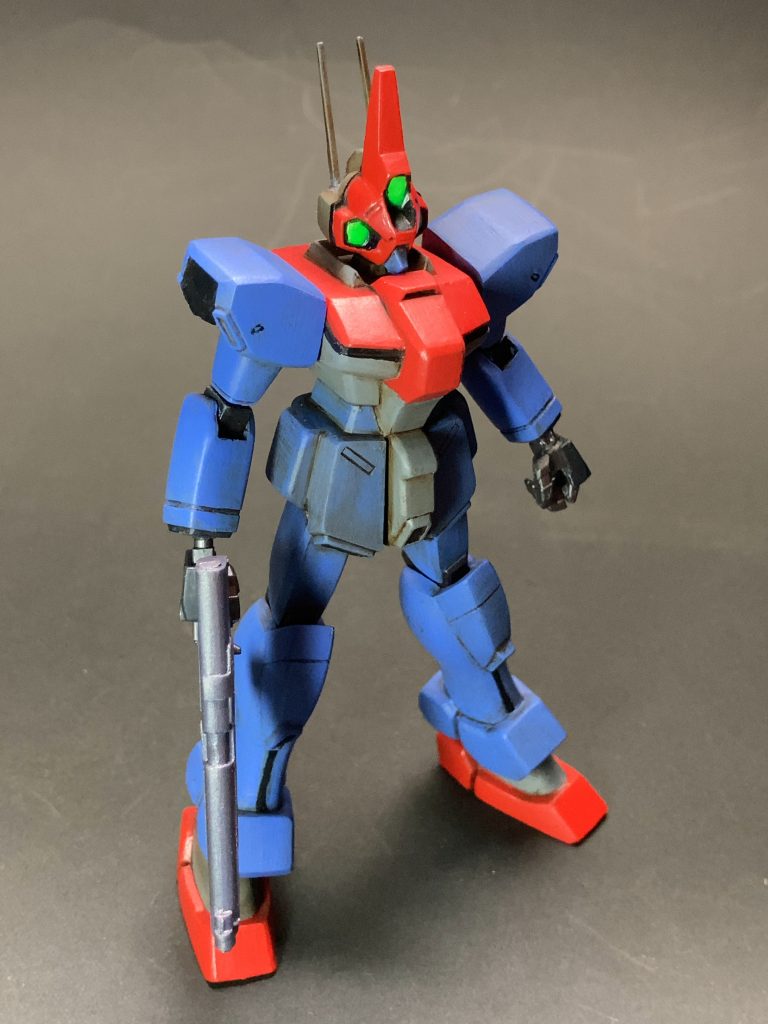 アーマー裏は黒で塗ってます。