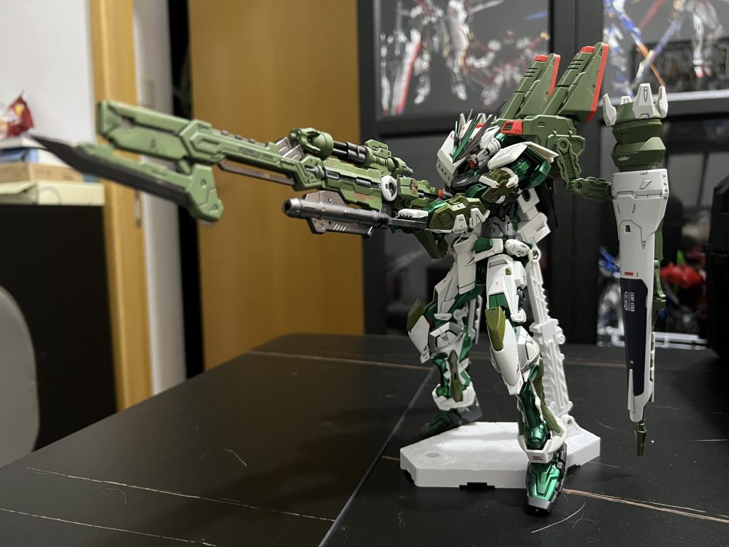 Astray green–4枚目/制作者：Hennessy626