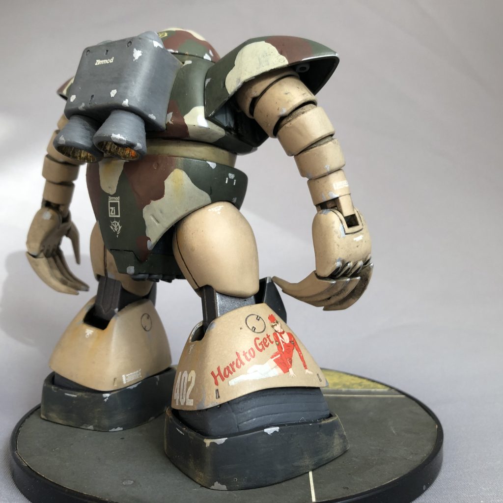 続き→)誘惑に負け、おねいさんの登場ですwノーズアートクィーンが入ると、途端にアメリカ風味がwwまぁ、この辺の折衷な感じが宇宙世紀っぽいかな?とwww