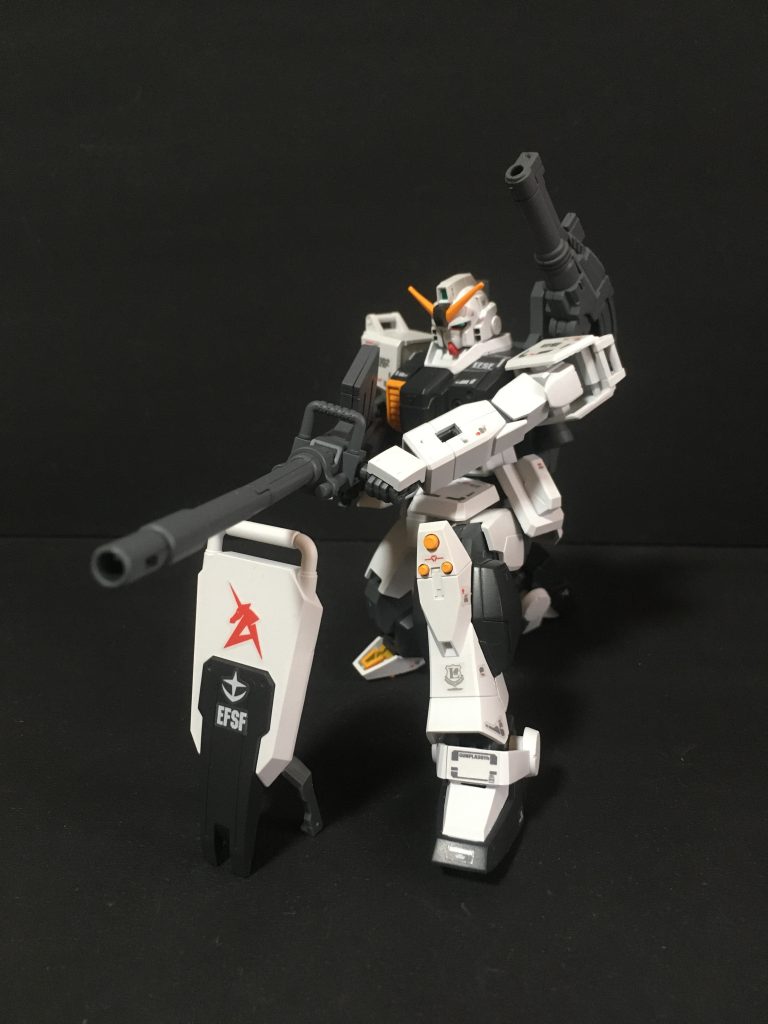 輝き撃ちポーズ