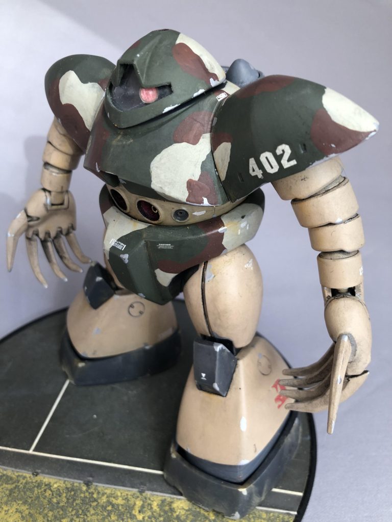 見下ろし構図で見ると、いきなりカワイらしい雰囲気を醸し出す上目遣いのゴッグさんカワユス。最後までご覧いただきありがとうございました!