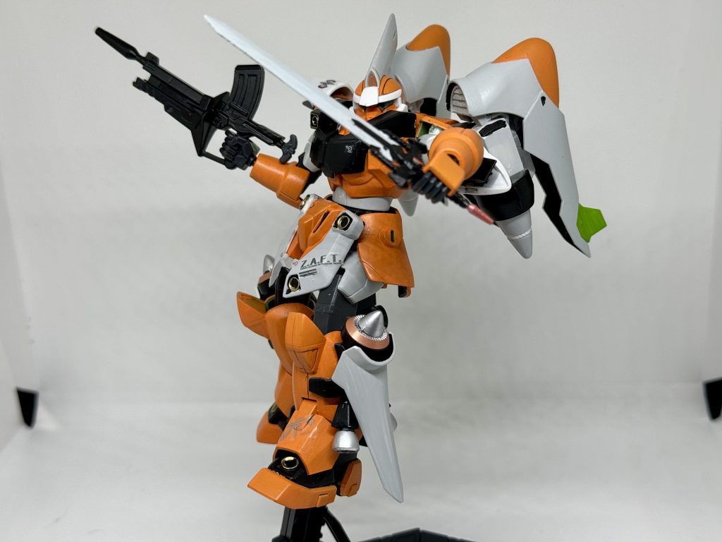 『生意気なんだよォ!ナチュラルがモビルスーツなど!』