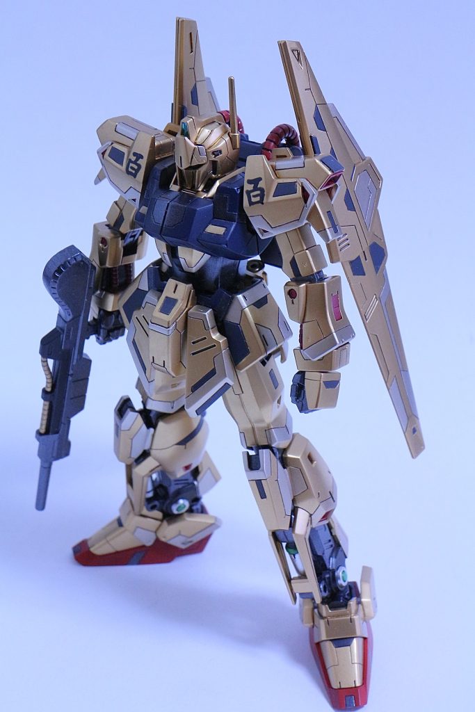 RG百式–3枚目/制作者：なみお