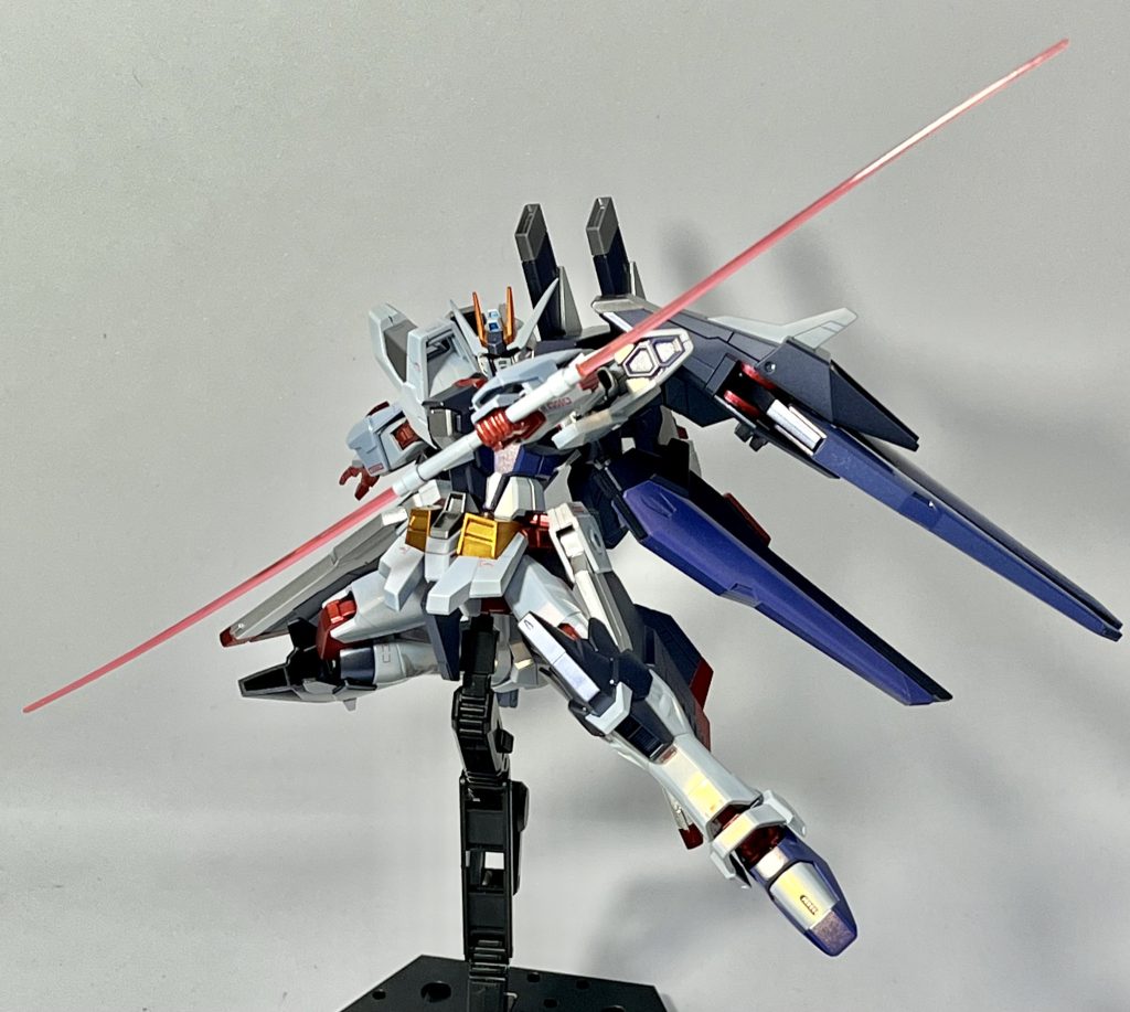 ナギナタ状態ポージングによってはブレイブドラグーンと干渉しやすくて、バトルするなら気をつけながら戦う必要がありそう