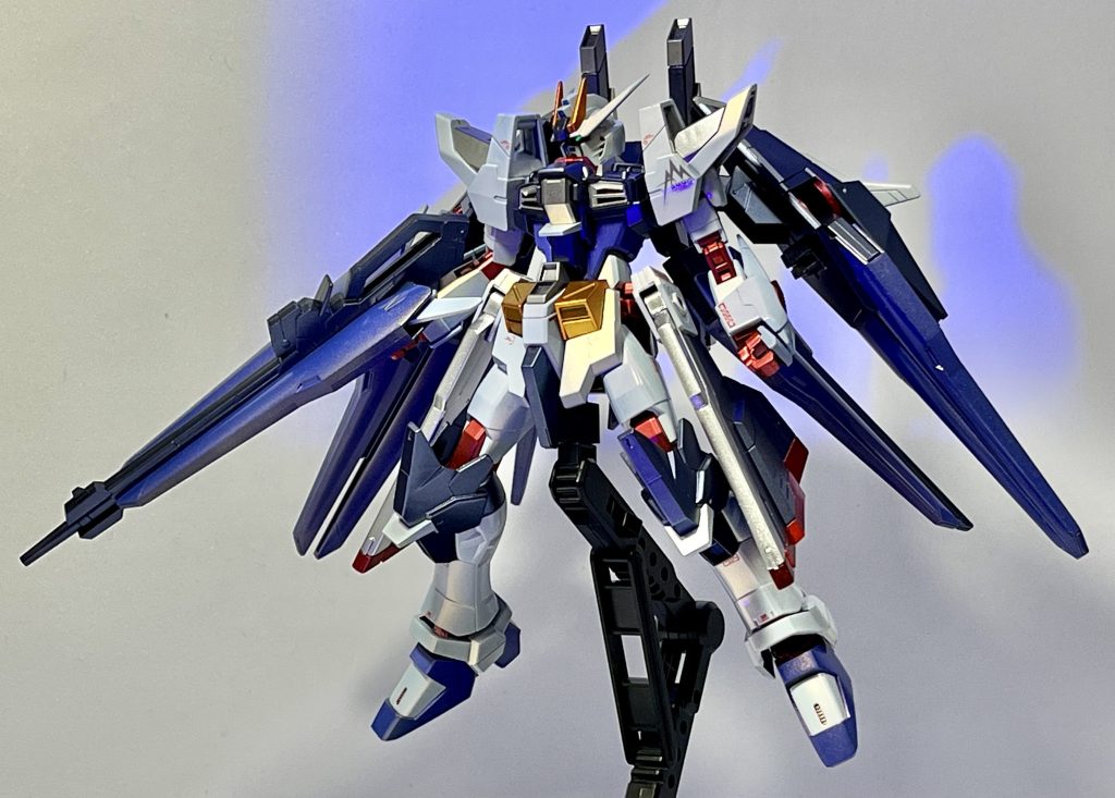 ではでは、次は有償依頼を受けたのでVer.KaのZガンダムを作る予定です。アニメカラー調で作ろうかなぁと画策中です。塗装メモ下地:サフevoブラック(外装),サフevoゴールド(関節部)白:ピアノブラック→スターブライトシルバー→クリアーホワイト(外装)赤:ウルトラシルバー→クリアールージュ(外装),ルビーレッド(関節部)コバルト:ウルトラシルバー→クリアバイオレット+クリアー+クリアーブルー※混色(外装、ドラグーン)黄:ピアノブラック→スターブライトシルバー→クリアーイエロー+クリアー※混色→クリアールージュ(外装)明銀:スターブライトシルバー(胸部スリット、レール砲等)暗銀:フレームメタリック2(肩部パーツ等)紺:パールマーズダークブルー(ライフル、バックパック等)