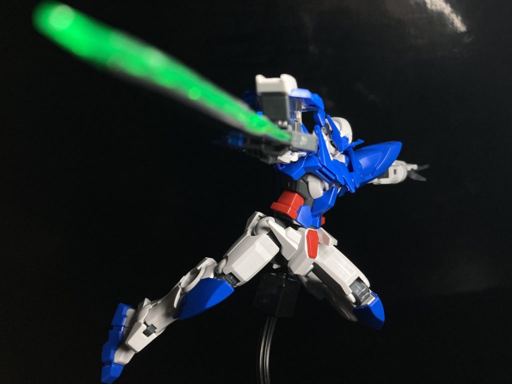 紅の彗星〜アメイジングエクシア–3枚目/制作者：ウアオの制作場！