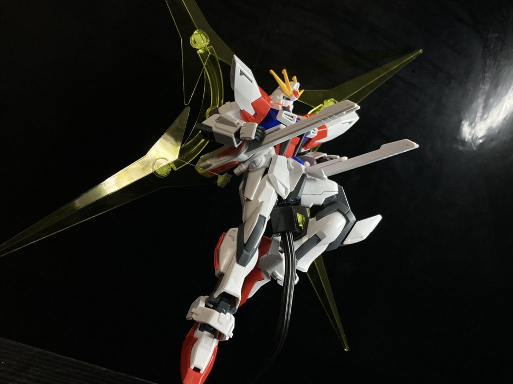 いじったのは顔だけですがかなりかっこよくなりましたね 御指摘ありましたがスタービームキャノンは逆についてるらしいです!かっこいいからいいよね!