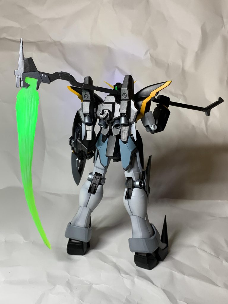 背面スカート部分のブルーグレーは自分で調色しました。