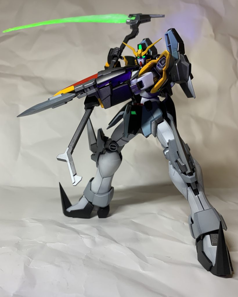 長い武器はポーズが難しいです。トップコートは初めてスーパースムースクリアを使って2回吹きつけたのですが塗膜が弱くて細かいところが塗装ハゲしてしまいました。有識者の方いいトップコート教えて下さい。