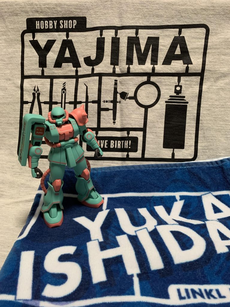 ドラマでの模型店員・アオ役、石田さんの推しタオルも置いてみたり。