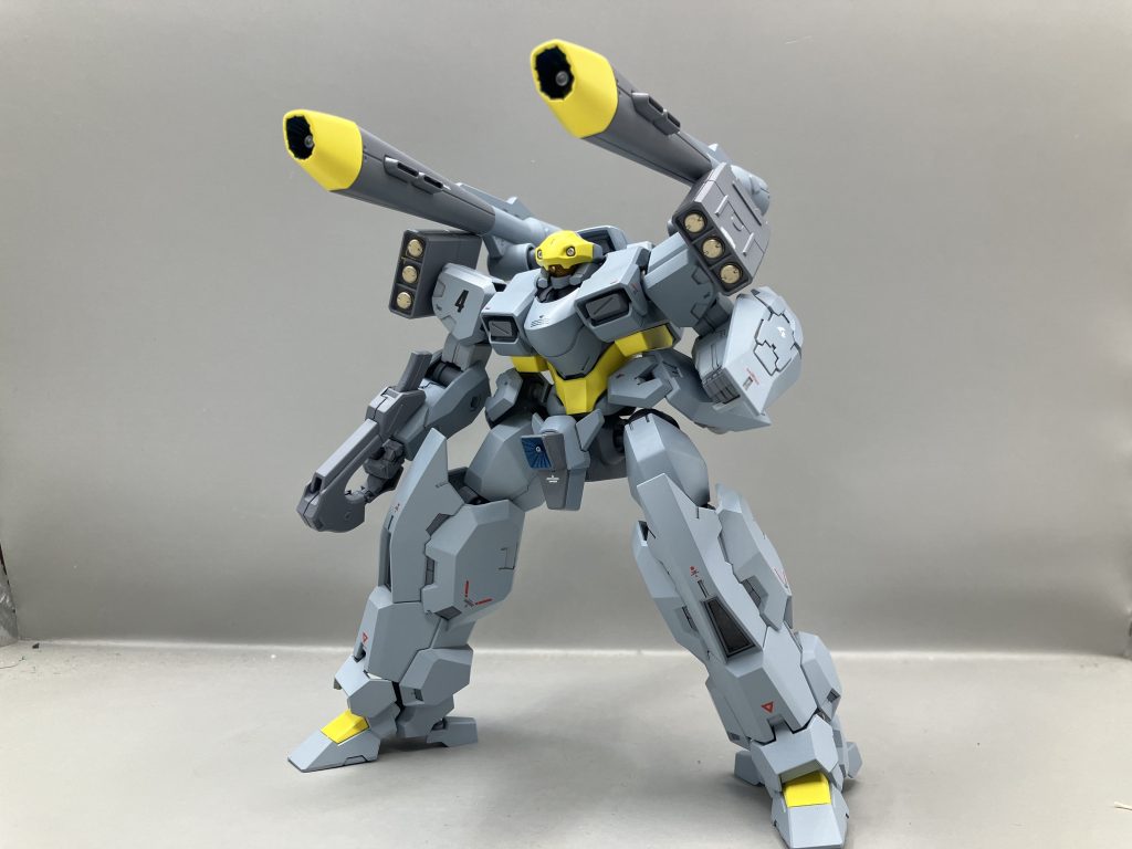 ミサイルポッドはHGBCガンプラバトルアームズのものを装備。