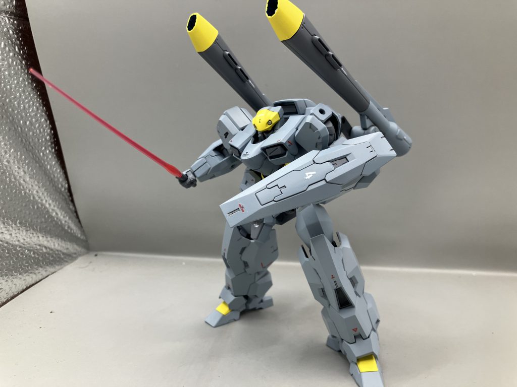 ビームサーベル構え