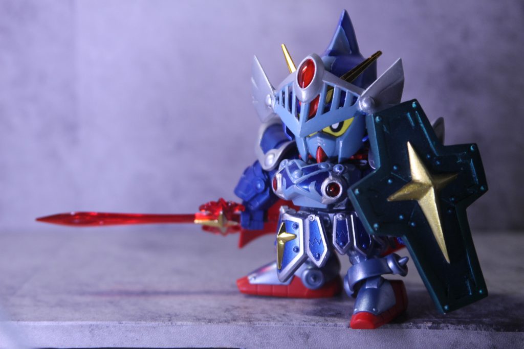 ちょっと陰影をつけて。霞の鎧のデザインは本当にかっこいいですね...静かに佇む姿が様になります。