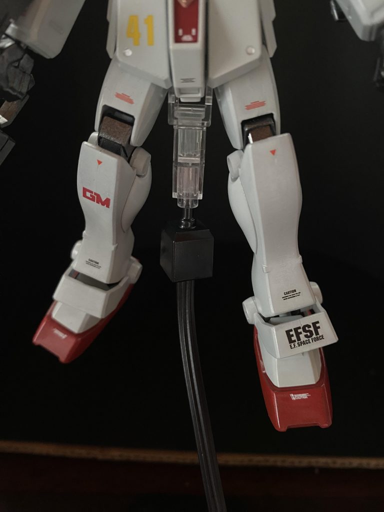 結果としては、これまで難しいと思って嫌煙していたけど、意外と簡単で、でもやっぱり綺麗に仕上げるにはそれなりの手間と工程が必要ということが分かりました😅削った跡のヤスリがけが不十分で、やや塗装に影響を与えた出来。表面処理も奥が深いです。(デカール貼って誤魔化すw)