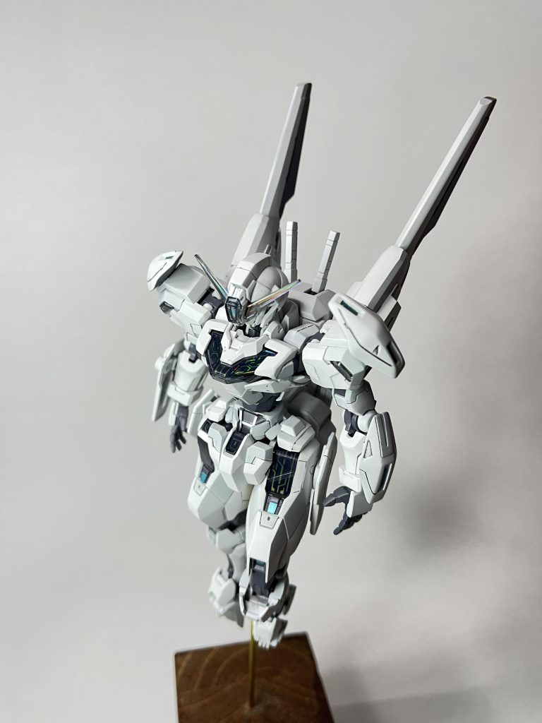 キット付属のものでは満足できず、ホログラムシートを使いました