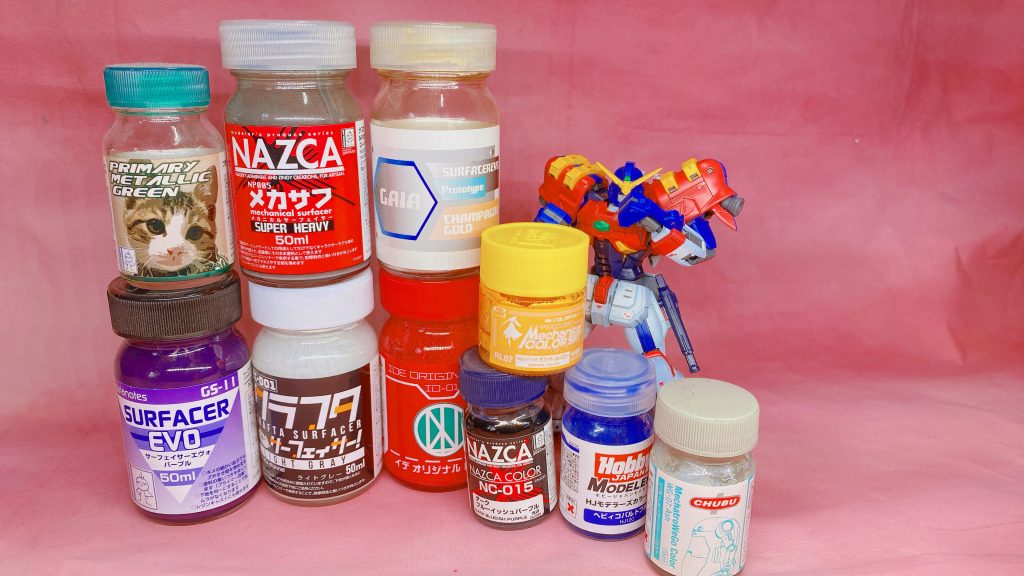 使用塗料一覧。撮り忘れたのですがバッファローキャノンには基本下地にメカサフスーパーヘビィにブラック→ダークブルーイッシュパープルレッド→イデオリジナルレッドクリアは蛍光パールオレンジでスミ入れを行い、ツインアイはシルバーからパステルプリズムミントグリーンライトブルーで塗装しています。