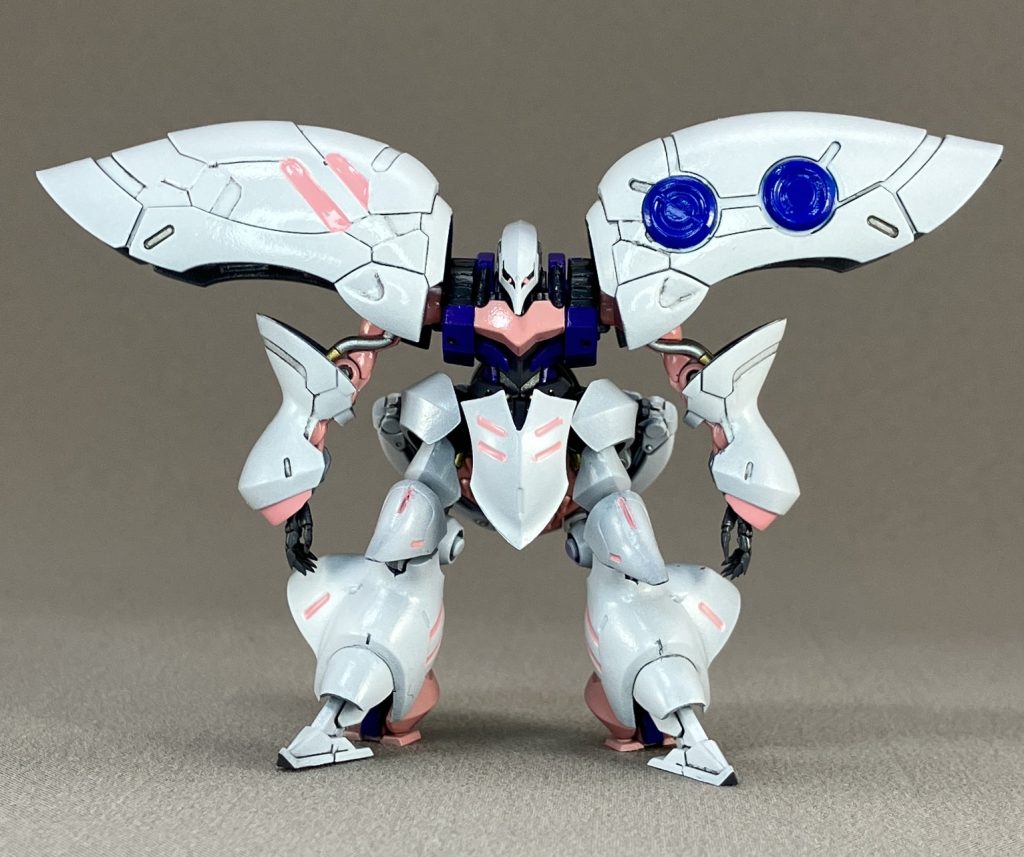 モノアイはピンクにしました。グリーンもよく見ますがどうなんでしょうかね。