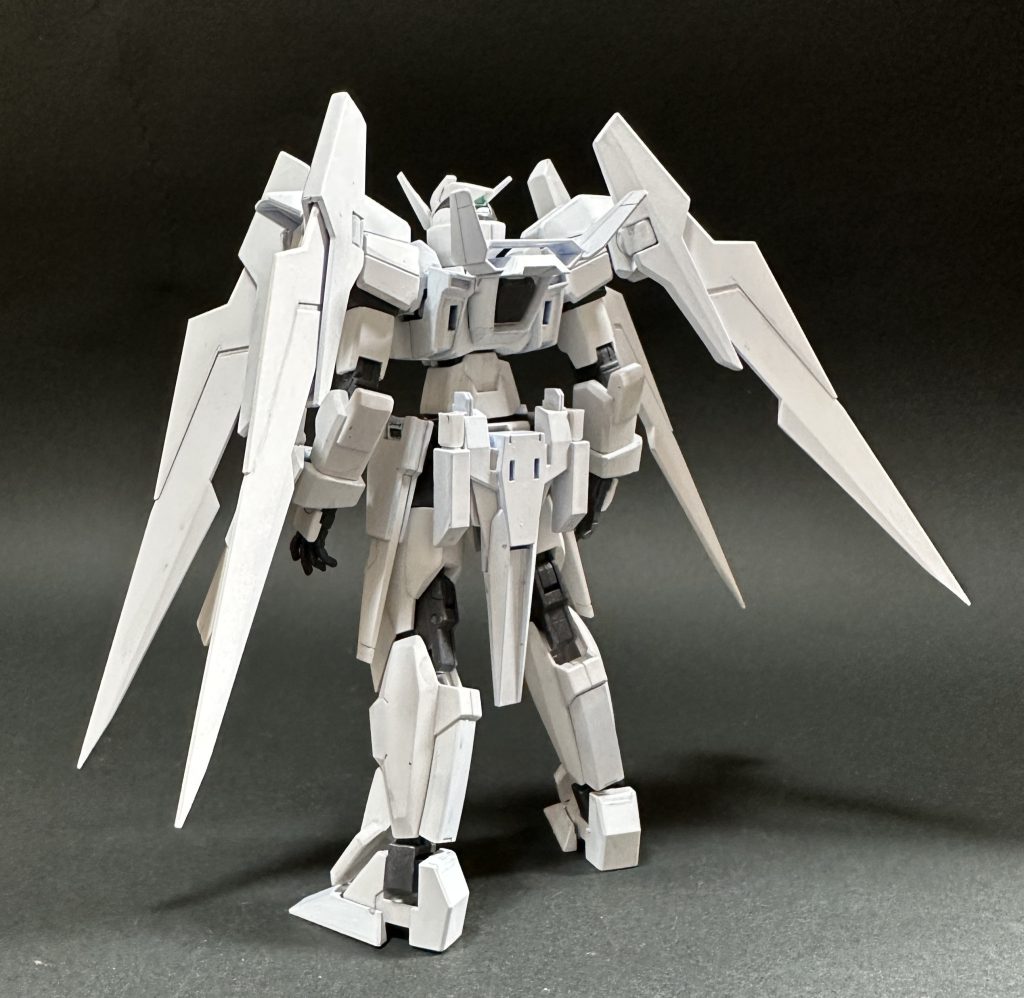 白の濃淡での塗り分け、勉強になりました。筆塗り・全塗装ガンプラ　２０２３　その６４