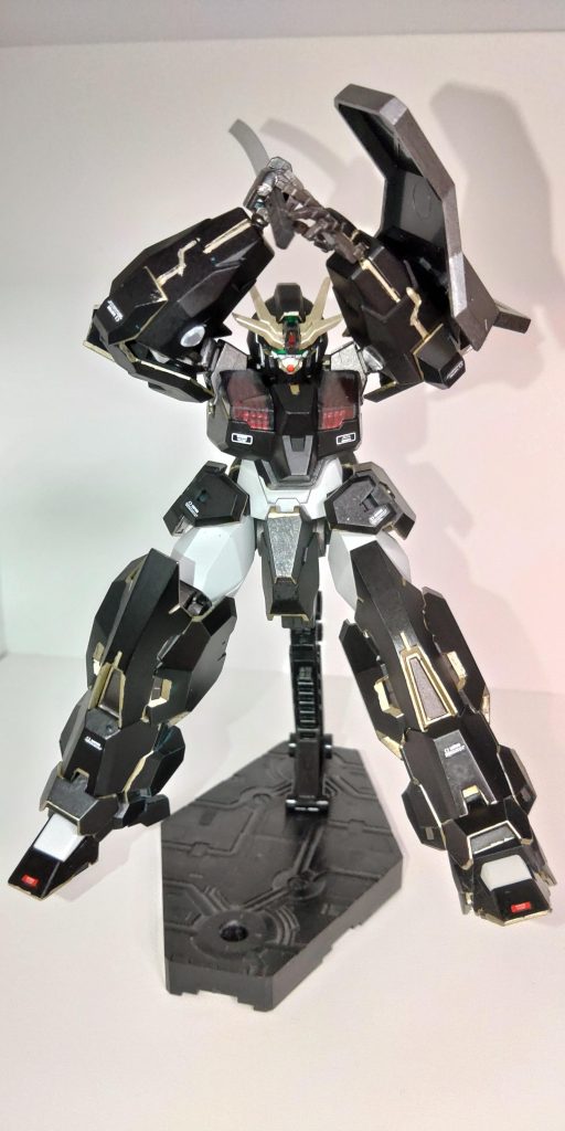 ポージングも勉強が必要だと感じました💦ちなみに撮影は建て付けの本棚です。(白なので撮影ブースっぽいかなと)