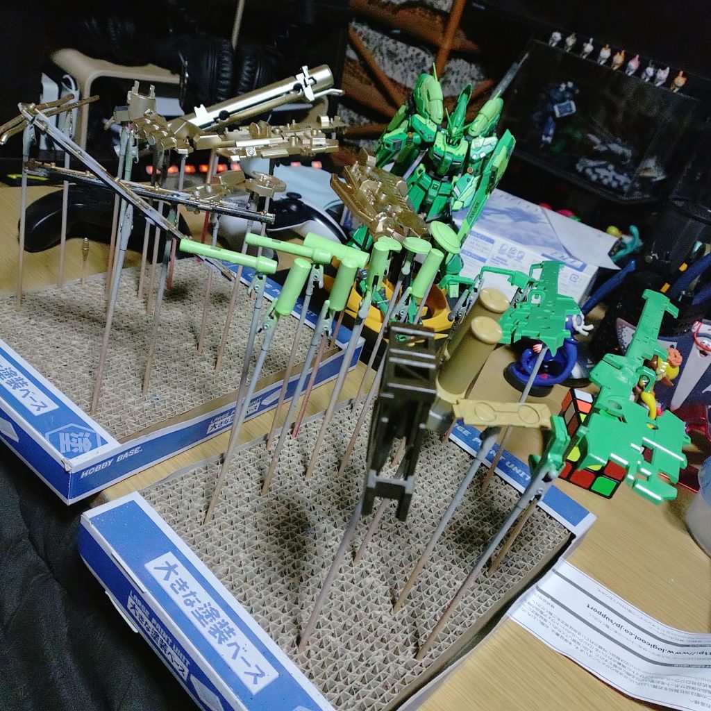 地球を愛するパラレルジオン軍機体カラーとスチームパンク感を出したくて「ホワイトゴールド」が上手くいきました!