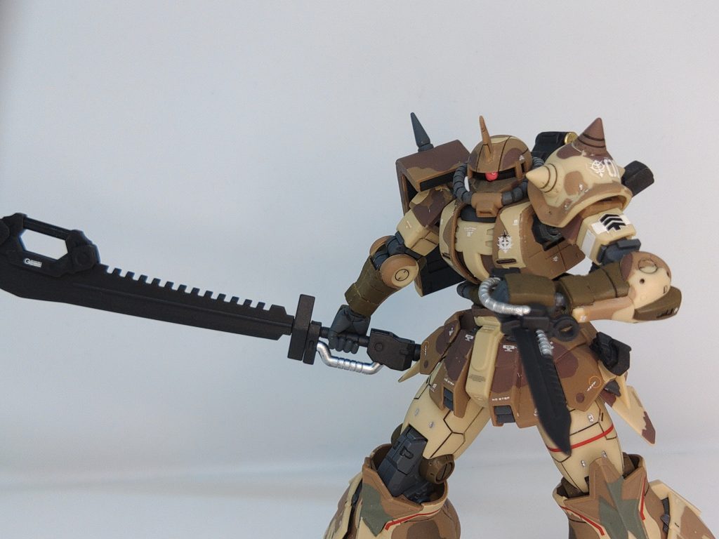 ヒートダガーとの二刀流での使用もできる。