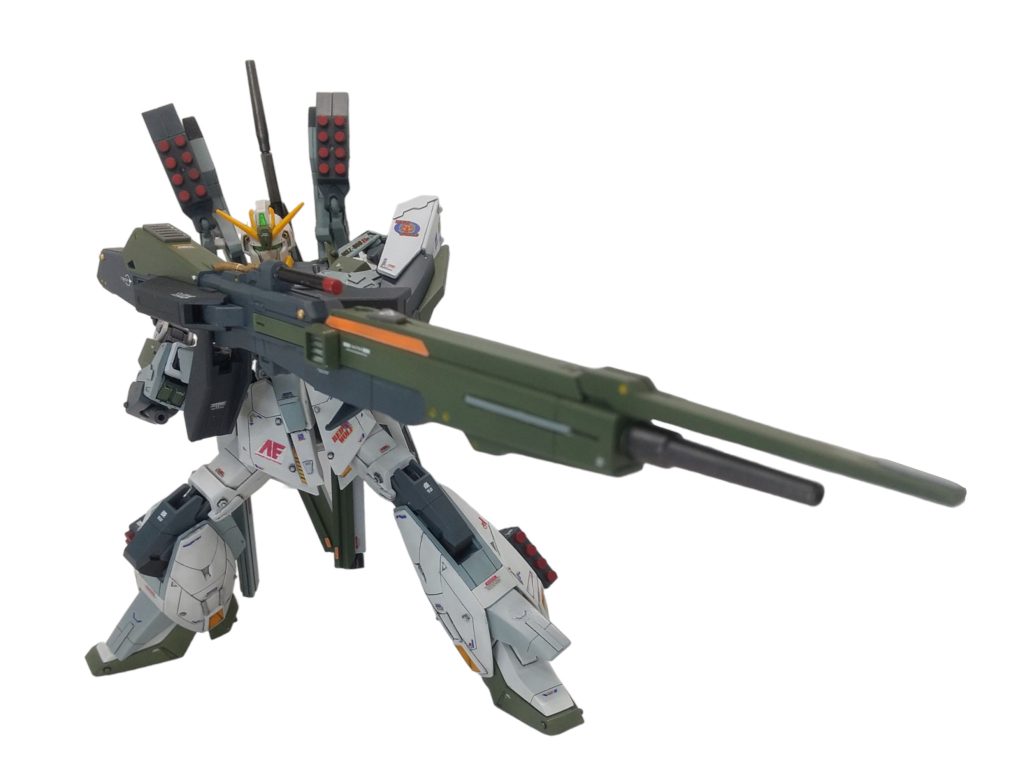 I:でも結局はメガバズがあれば、一掃できるんだよね〜!おっと🤤が。。。助手A:あの〜ライバルチームが、変形機構を簡素化したゼータプラスを開発したらしいです。I:な、なんだと〜!このままでは負けてしまうじゃあないか〜!ああああああああああああ〜っ・・・・・