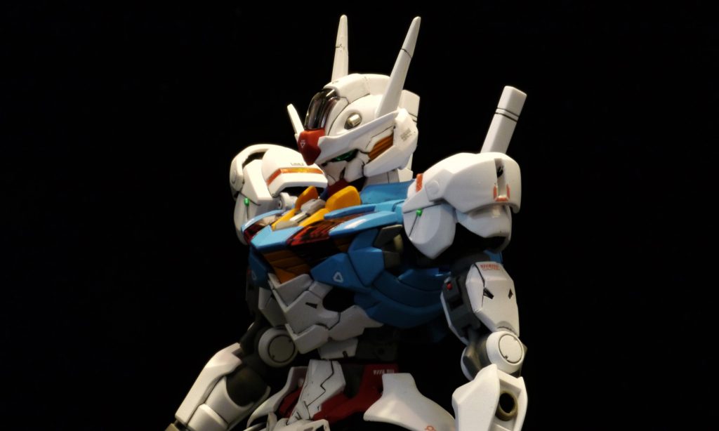 バストショット 首後ろに引けるようにしました。肩ジョイントも後方に削り込んで胸を張れるようにしました。