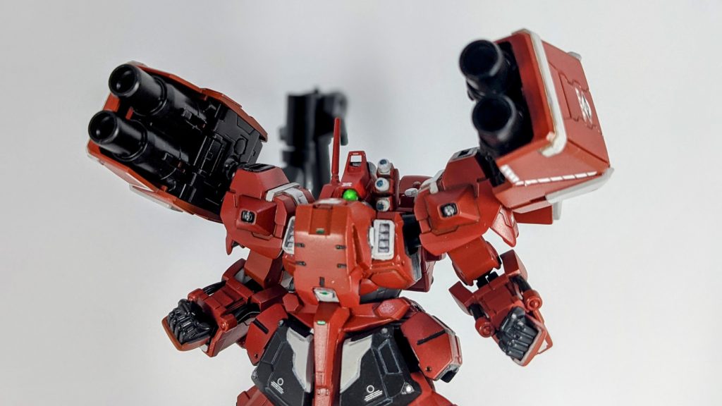 無事クロスゲートを開き元の宇宙世紀0086の時代に戻ってきたアポリー。機体に施したマーキングのおかげですぐにアーガマのブライトが気付き戦線に復帰。ラーズディアスの力で無双し、その謎パワーでハマーンのキュベレイとシロッコのジ・Oを性能差で圧倒し見事撃破する。そしてアポリーは誰も犠牲者を出すことなく戦い抜きエゥーゴはグリプス戦役に勝利する。