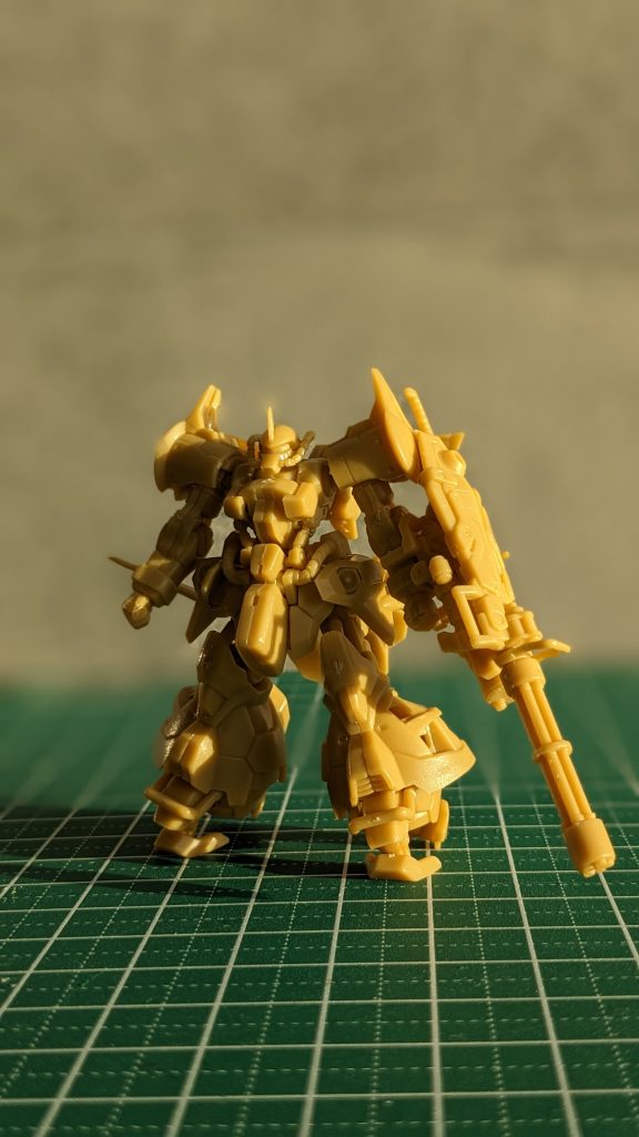 最初は素組でも十分だったのですが皆さんの塗装作例を見て触発されました!