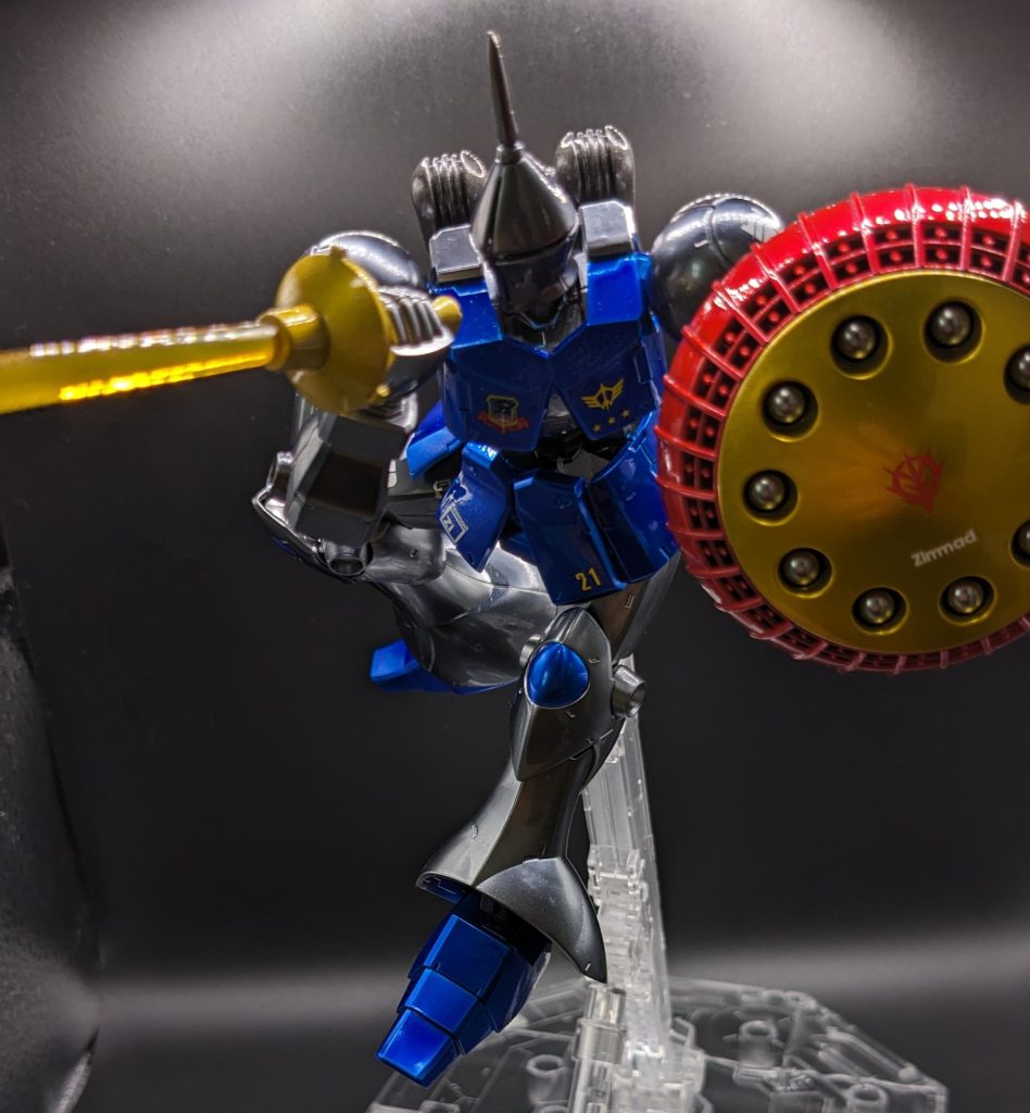 実は背中の配色間違いました　