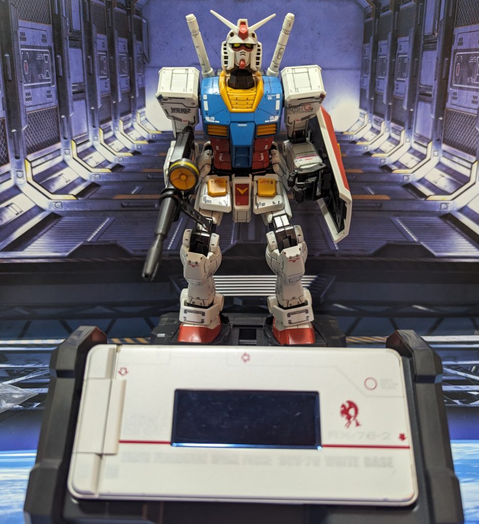 「アムロ、行きまぁ〜す!!」充電ケーブルだけ行方不明のため、ケータイは起動出来ず…(無念!)また、探しておきます💦